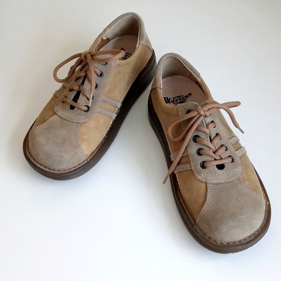Vintage Dr. Martens Suede Leather 2 Tone Beige Lace Up Shoes 38 - Picture 13 of 14